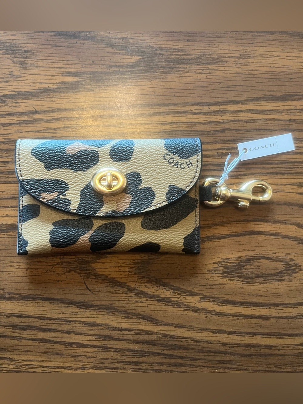 NWT Coach Brown and Black Leopard Print Turnlock Card Case